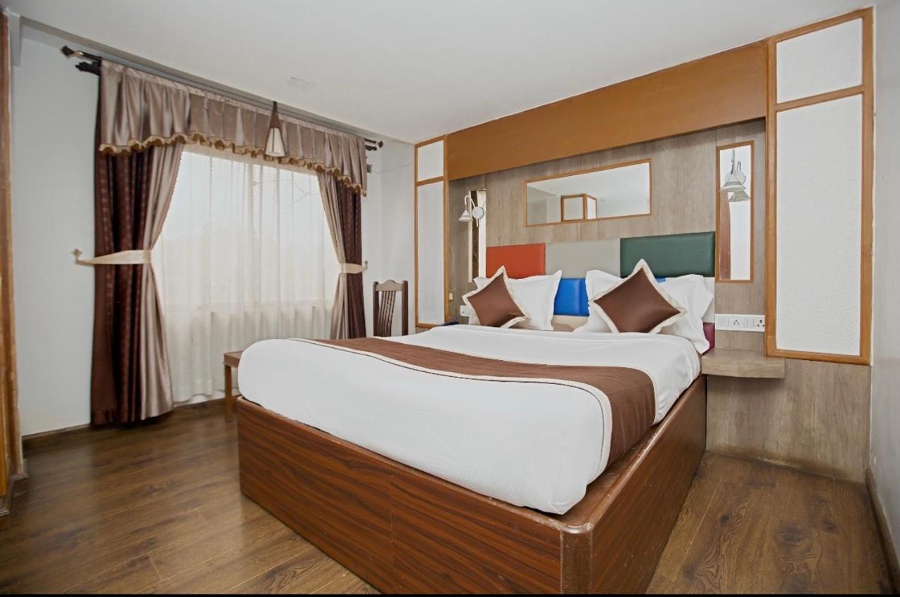 Hotel Maneck Ooty Exterior foto
